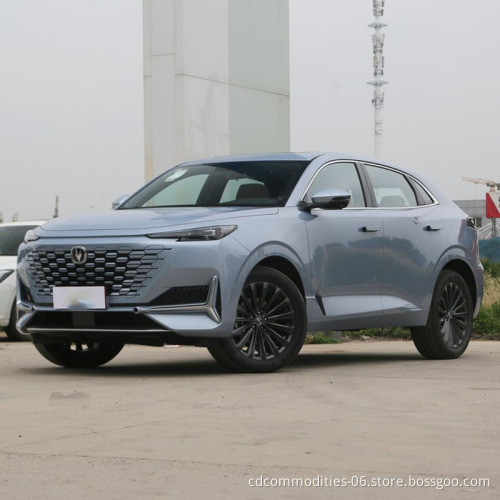 Cheap price China Fuel Car Changan UNIK 2022 2023 Petrol Car Gasoline New Cars For Dubai